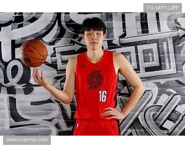 杨瀚森在开拓者胜利中大放异彩 NBA官方集锦展示16号秀精彩表现